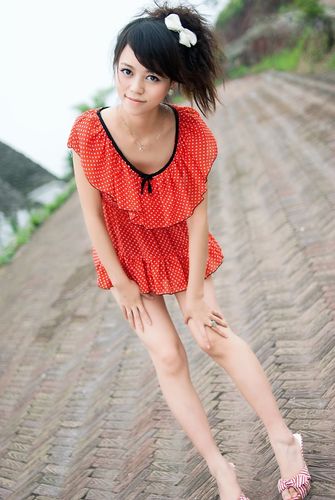 姐姐的朋友李采潭